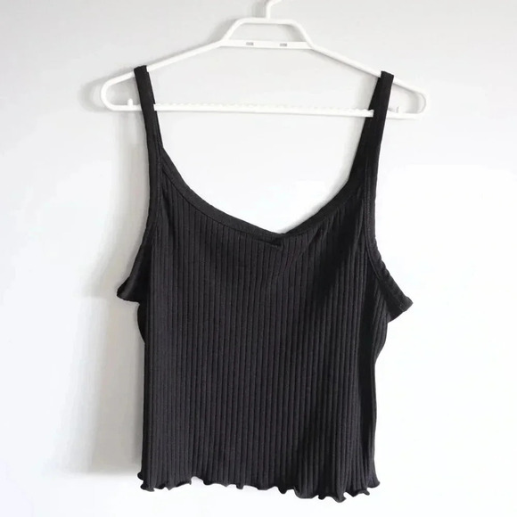 Old Navy Women's XL Black Ribbed Fitted Stretchy Cropped Sleeveless Tank Top - Picture 1 of 7